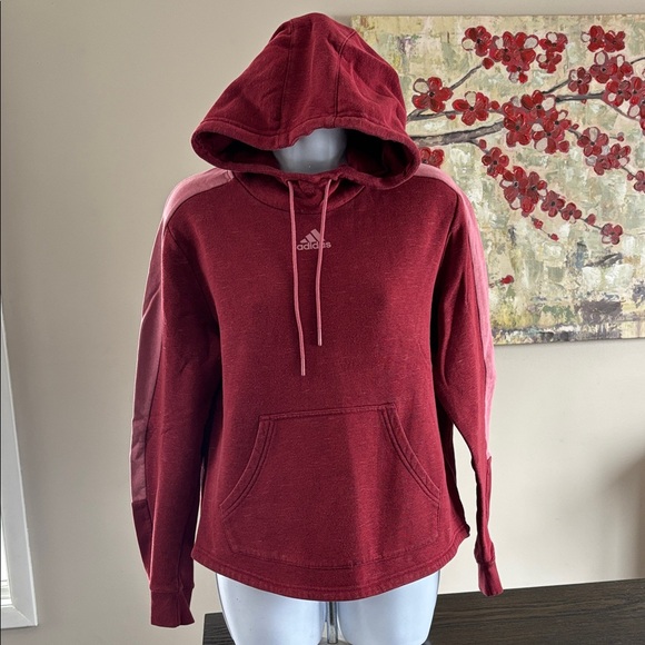 Adidas pullover - Picture 1 of 11